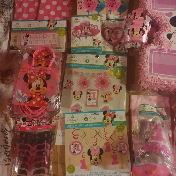 Minnie Mouse FUN TO BE ONE Party Bundle/LOT